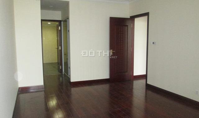 Cho thuê căn hộ tại chung cư 165 Thái Hà 120m2, 3 PN, giá 11.5 triệu/tháng