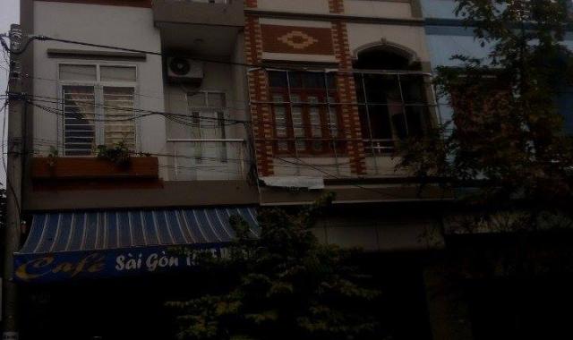 Cần bán nhà gấp để chuyển vào Sài Gòn