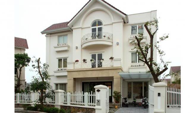 Bán biệt thự Thảo Điền, Nguyễn Văn Hưởng Q2. 313m2, 4 phòng ngủ, NTCC, 25 tỷ 01634691428