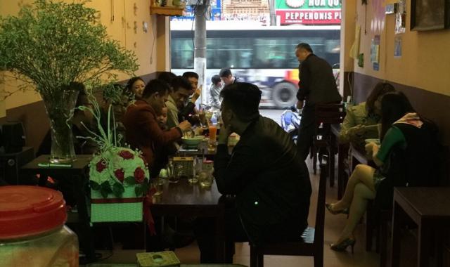 Sang nhượng quán café tại 36 Trần Đăng Ninh, Cầu Giấy, Hà Nội