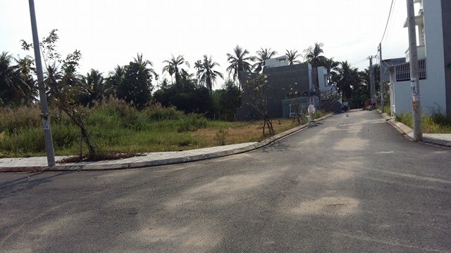 Cần tiền bán gấp lô đất đường 6, Nguyễn Duy Trinh. Giá 970 triệu