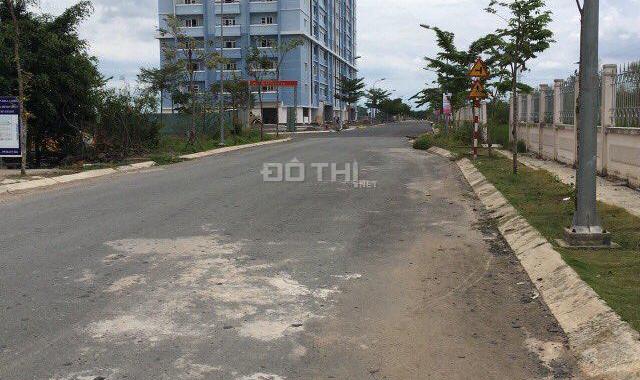 Cần tiền bán gấp lô đất 2.628m2 tại phường Phú Hữu, ngay DA Tân Cảng, giá 12.6 triệu/m2