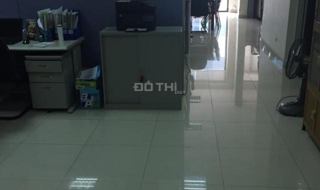 Cho thuê văn phòng ngõ 11 Duy Tân, diện tích 100 m2