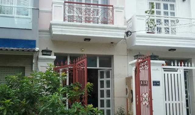 Cần bán gấp biệt thự mini 3 lầu, đường Lâm Văn Bền, DT 154m2, tặng nội thất, giá chỉ 10 tỷ