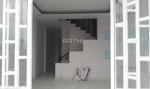 Bán nhà 1 lầu Quốc Lộ 50 ngay vòng xoay Tân Kim, sổ hồng riêng, 550 triệu 0933323533