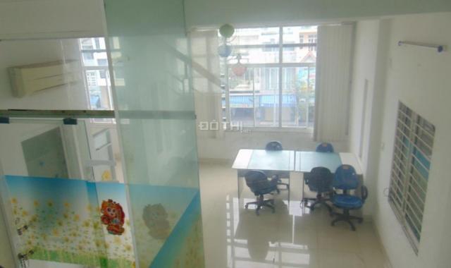 Cho thuê văn phòng tầng 2 tại đường 2/9, Hải Châu, Đà Nẵng diện tích 60m2 giá 6 tr/th. 0914825454
