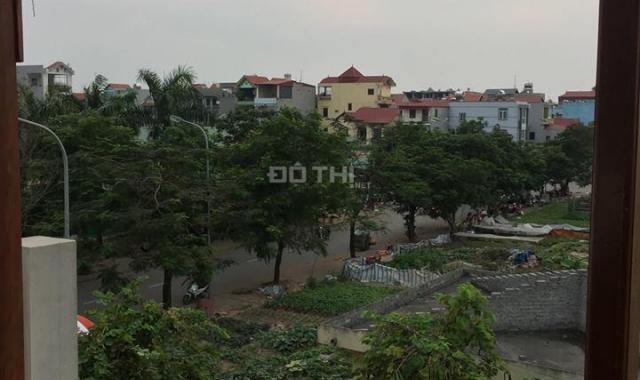 Nhà phân lô Phúc Đồng, Long Biên sát khu biệt thự sát Vinhomes mới. DT 80m2 x 3 tầng
