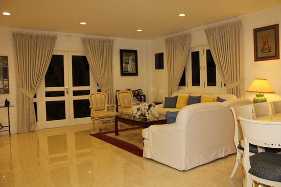 Cho thuê căn hộ chung cư Botanic, Q. Phú Nhuận. DT 147m2, 4PN nội thất đầy đủ, 24tr/th