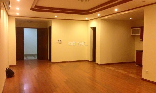Cho thuê chung cư N05 Trần Duy Hưng, tầng 18, 162m2, đủ đồ, 15 triệu/tháng