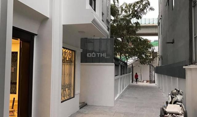 Nhà KPL đầu Hoà Bình 7, Minh Khai. MB 38m2 * 5 tầng mới, ngõ 3.4m, gần phố, chấp nhận TG