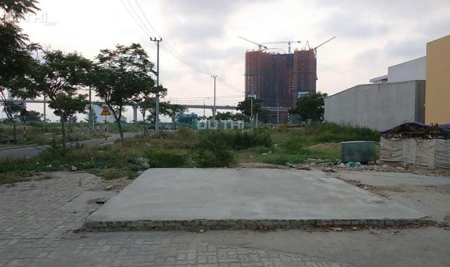 Cần bán lô đất 2 mặt tiền đường Lý Nhật Quang và Trần Lâm, Sơn Trà, Đà Nẵng 250m2 giá 33 triệu/m2