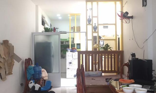 Bán nhà mới- Đẹp tặng nội thất sang trọng ngay quận Bình Thạnh