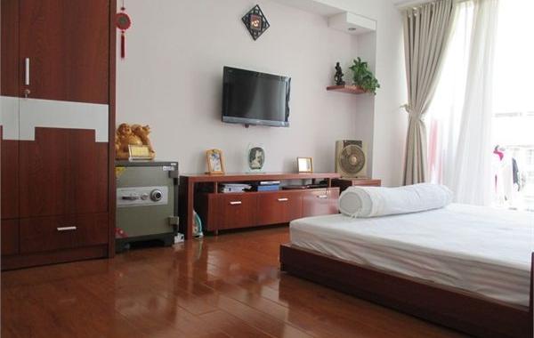 Cho thuê căn hộ chung cư Goldmark 136 Hồ Tùng Mậu, ruby 1, 2 PN, giá 6tr/th. LH 01626991146