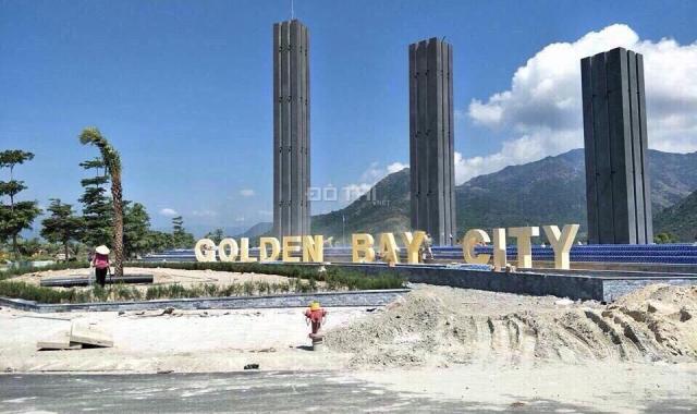 Cần sang nhượng nền Golden Bay 7x18m, giá 5,9 tr/m2, nền quảng trường 5,5 tr/m2. LH: 0938444613