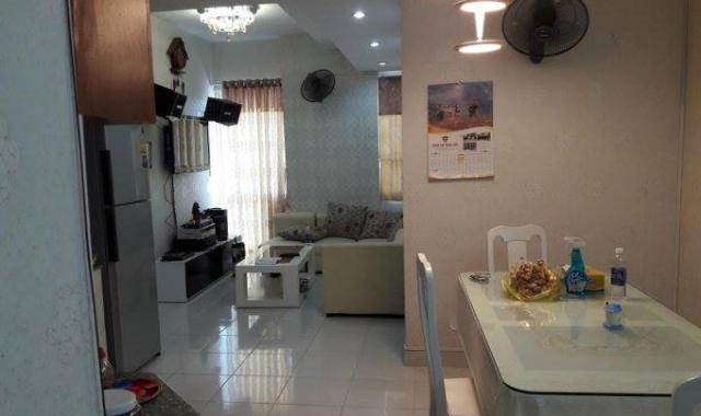 Cần bán căn hộ Saigon Town 60m2, 2 phòng ngủ, 2 toilet