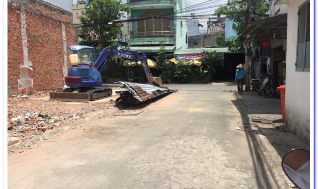 Bán gấp nhà hẻm nhựa 6m Nguyễn Suý, 4x17m, 2 lầu, 4.25 tỷ TL, LH Dinh 0931 345 698