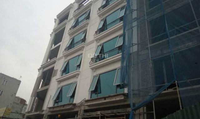 Cho thuê nhà 140m2 x 7 tầng tại mặt phố Nguyễn Xiển