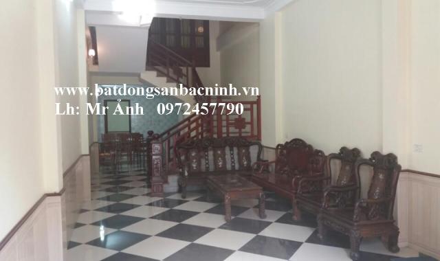 Cho thuê nhà 3 tầng 5 phòng khép kín đường Đấu Mã, TP. Bắc Ninh