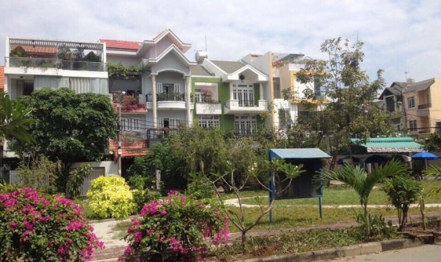 Bán nhà Nam Long Phú Thuận, DT 4x20m, 2 lầu, ST view công viên giá 6.3 tỷ