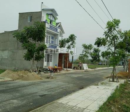 Bán nhà mặt tiền đường nhựa khu vực Hóc Môn, sổ hồng riêng, từ 800 triệu - 5 tỷ. LH 0902 854 456