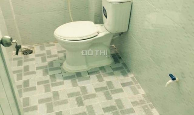 Cần bán nhà 1 lầu, 1 trệt, DT 76m2, gần ngã tư Bình Chuẩn, giá chỉ 690 triệu. LH CC: 0909767244