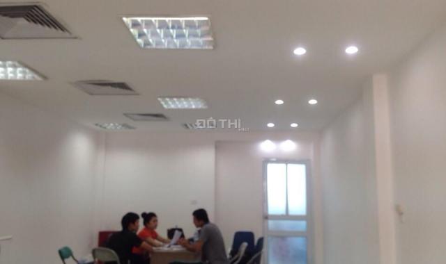 Chính chủ cho thuê văn phòng mặt phố Nguyễn Du. Liên hệ 0902193628