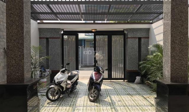 Bán villa Phan Văn Hớn 4.5x22m, gần chợ Bà Điểm 3 tấm đúc rất đẹp. Tel 0932324239
