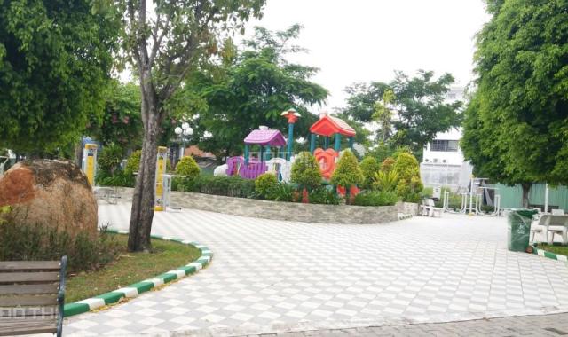 Nhà mặt tiền đường gần Quốc Lộ 13, gần Phạm Văn Đồng, LH 0938373319