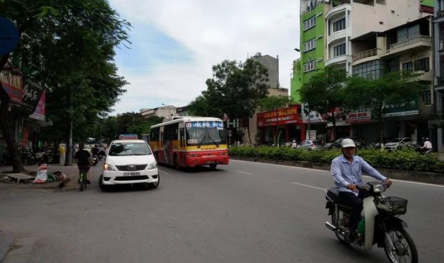 Chính chủ bán gấp nhà mặt phố Nguyễn Văn Cừ, dt 300m2, MT khủng 20m, kinh doanh cực kỳ sầm uất