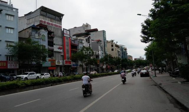Chính chủ bán gấp nhà mặt phố Nguyễn Văn Cừ, dt 300m2, MT khủng 20m, kinh doanh cực kỳ sầm uất