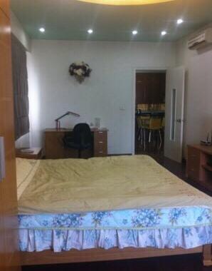 Cho thuê căn hộ 71 Nguyễn Chí Thanh, 130m2, 2 phòng ngủ, đủ đồ, 17tr/tháng