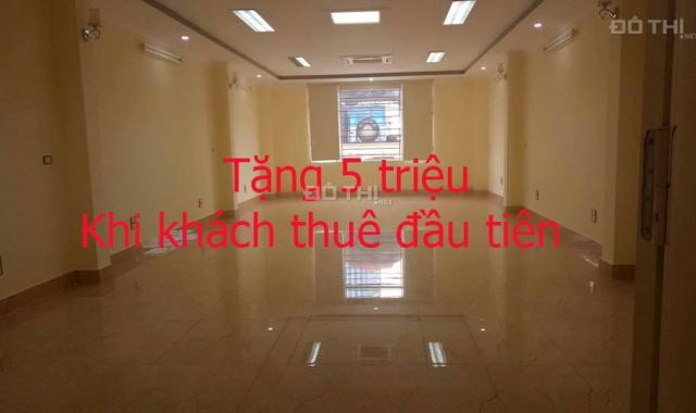 Cho thuê mặt bằng kinh doanh ngay ngã tư Hoàng Quốc Việt