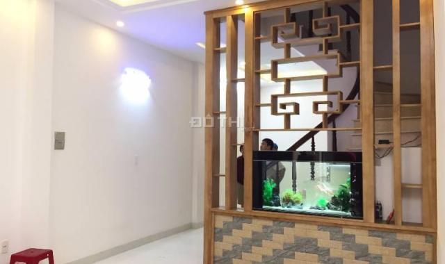 Cần bán nhà ngõ 639 Hoàng Hoa Thám, Vĩnh Phúc, Ba Đình, DT 46m2. Giá 4.2 tỷ