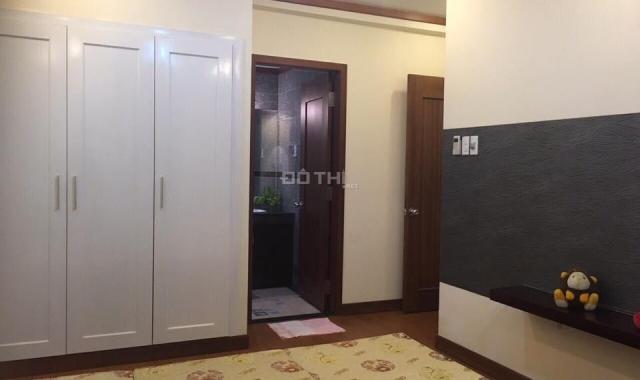 Cần cho thuê gấp căn hộ Nguyễn Hữu Thọ, 3 PN, 121m2, đầy đủ nội thất. Giá 11 tr/th, LH 0911422209
