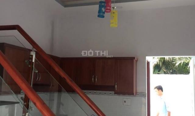 Nhà bán 1,58 tỷ, 3 tầng, sân trước sau đường 7m Huỳnh Tấn Phát