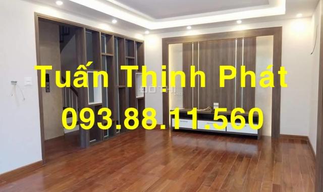Cần bán nhà Nguyễn Xiển DT 55m2, vị trí tiện kinh doanh, giá 7.8 tỷ