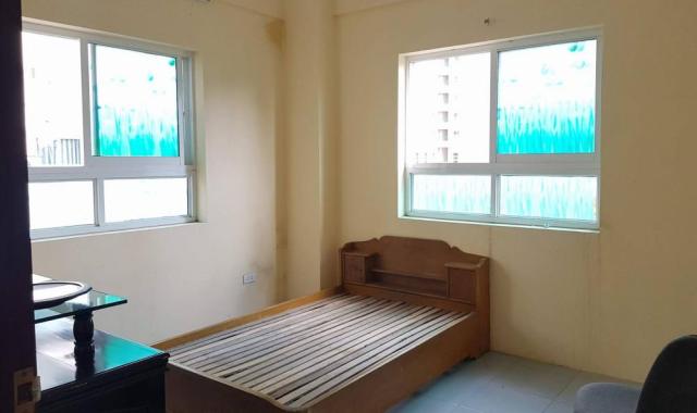 Cho thuê chung cư 2 phòng ngủ, sau nhà hàng Phượng Chi, Lê Hồng Phong