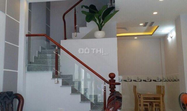 Bán nhà phố 2 lầu, hẻm 6m Huỳnh Tấn Phát, Nhà Bè, DT 5x11m. Giá 2,75 tỷ