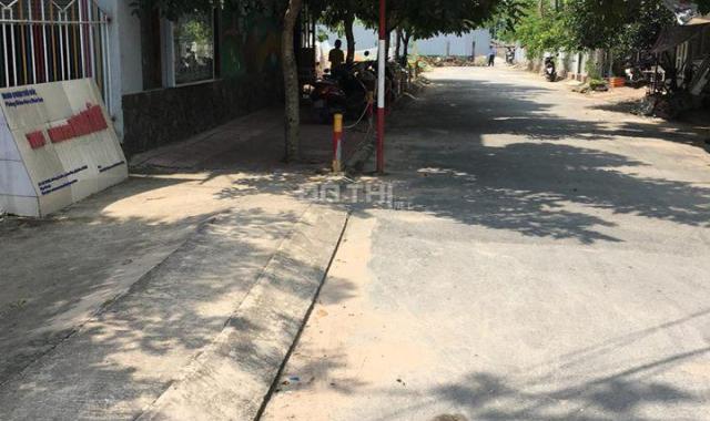 Bán đất mặt tiền đường Cây Keo, Tam Phú, DT 85m2 giá 4 tỷ. LH: 0907.260.265