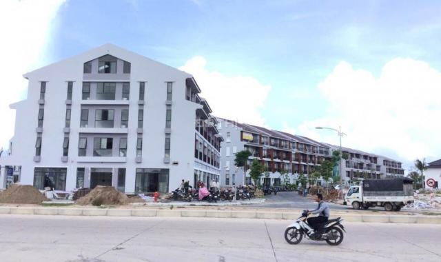 Bán 2 lô nhà phố vị trí đẹp nhất Bãi Trường, mặt tiền 36m Phú Quốc