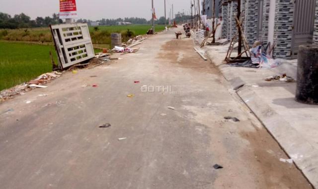 Chính chủ bán nhà lầu mới xây ở ngã 3 Tân Kim, Cần Giuộc, Long An SH, hẻm xe tải, 540 tr