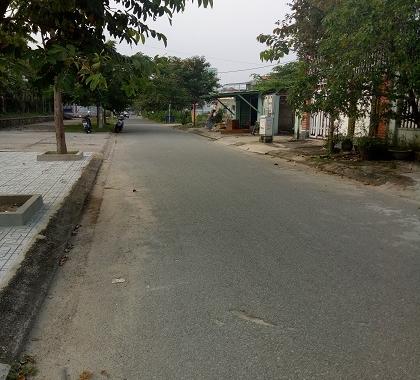 Bán nhà cấp 4 đường Nguyễn Công Trứ, đối diện trường mẫu giáo Sơn Ca, giá rẻ