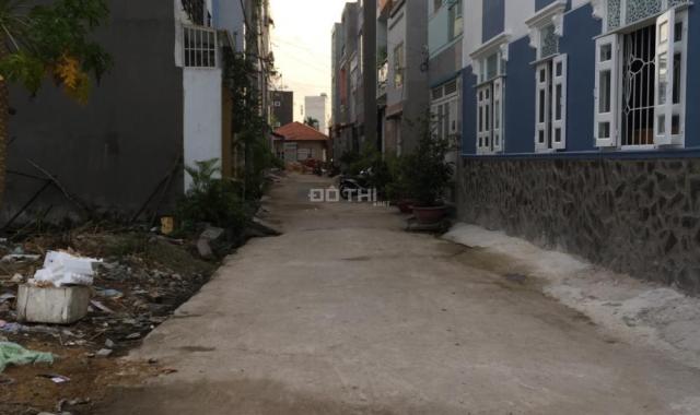 Lô đất gần Phạm Văn Đồng, sau lưng chung cư 4S, Linh Đông, giá hấp dẫn chỉ 33 tr/m2