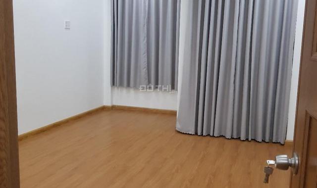 CC bán gấp nhà mới hẻm 3m đường Nguyễn Bặc, Tân Bình, gần chợ Phạn Văn Hai, giá 3,95 tỷ, 0935776991