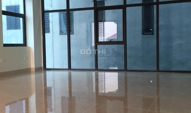 Cho thuê văn phòng gần Hoàng Quốc Việt, tòa nhà 7 tầng xây mới, hiện đại, dt từ 60 đến 200 m2