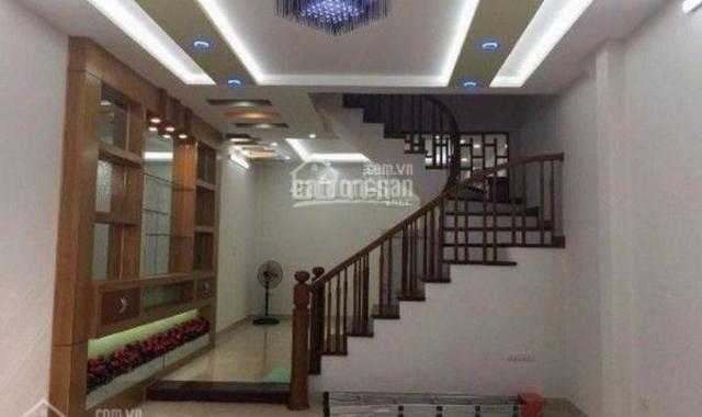 Bán nhà gần chợ Vạn Phúc, Hà Đông 35m2 * 4 tầng, giá 2,2 tỷ. Lh 0986498350