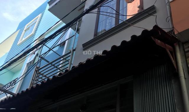 Cần bán nhà 2 lầu Huỳnh Tấn Phát, Bình Thuận, Quận 7. DT 4.1x14m, giá 3.55 tỷ