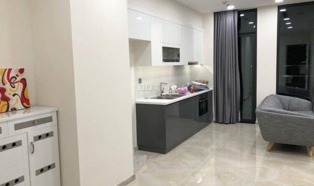 Cho thuê căn hộ Vinhomes Golden River Quận 1, căn 2 PN tòa Aqua 4, full NT luxury giá 45.35 tr/th