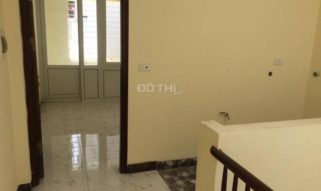 Nhà 2.1 tỷ phố Ngô Thì Sỹ - Vạn Phúc (gần bưu điện Hà Đông)-(40m2*4pn), về ở ngay. 0988352149