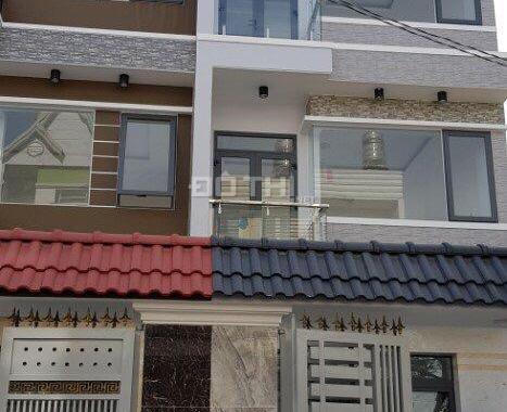 Bán nhà đường Huỳnh Tấn Phát, Nhà Bè, DT 5m x 19m, 3 lầu, giá 4.3 tỷ